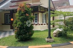Disewakan! Rumah 2 Kamar Tidur &
1 Kamar Mandi di Kota Wisata, Jakarta Timur Disewakan! Rumah 2 Kamar Tidur &
1 Kamar Mandi di Kota Wisata, Jakarta Timur