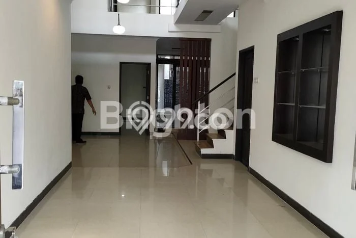 Rumah Modern 4 KT di Cibubur Bogor Unfurnished Rumah Modern 4 KT di Cibubur Bogor Unfurnished