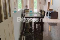 Disewakan! Rumah 5 Kamar Tidur &
4 Kamar Mandi di Legenda Wisata, Bogor Disewakan! Rumah 5 Kamar Tidur &
4 Kamar Mandi di Legenda Wisata, Bogor