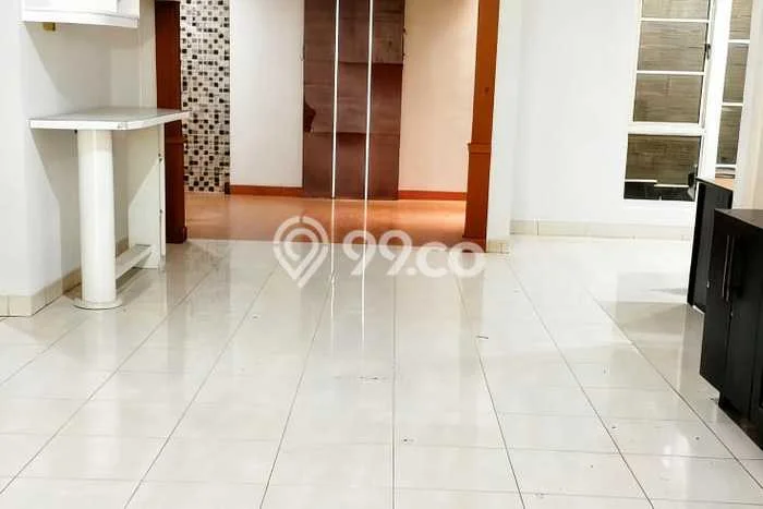 Rumah sewa siap huni 3 KT di Kota Wisata, Jakarta Timur Rumah sewa siap huni 3 KT di Kota Wisata, Jakarta Timur