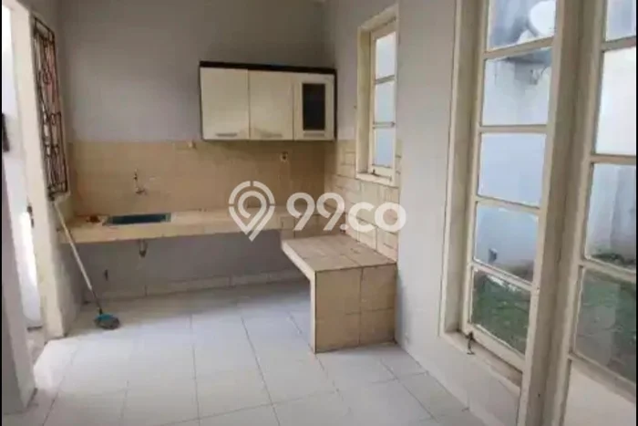 Jarang Ada! Rumah Sewa 3 Kamar Bagus Siap Huni Legenda Wisata Jarang Ada! Rumah Sewa 3 Kamar Bagus Siap Huni Legenda Wisata