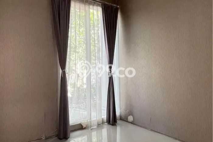 Rumah Kontrakan Surabaya LT 120m2 LB 200m2 Area Citraland Rumah Kontrakan Surabaya LT 120m2 LB 200m2 Area Citraland