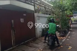 Hunian Elit LB 369m2 Siap Pakai Desain Elegan di Pejompongan, Jakarta Pusat Hunian Elit LB 369m2 Siap Pakai Desain Elegan di Pejompongan, Jakarta Pusat