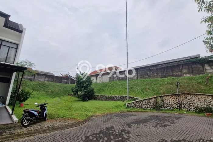 Lahan Dijual Lokasi Strategis di Tangerang dengan Luas 197m2 Lahan Dijual Lokasi Strategis di Tangerang dengan Luas 197m2