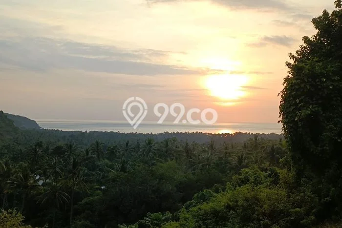 Kavling Tanah untuk Dijual di Senggigi, Lombok Barat, Luas 40000m2 Kavling Tanah untuk Dijual di Senggigi, Lombok Barat, Luas 40000m2