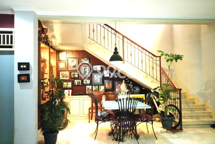 Rumah Minimalis 4 KT di Bintaro Tangerang Selatan Unfurnished Rumah Minimalis 4 KT di Bintaro Tangerang Selatan Unfurnished