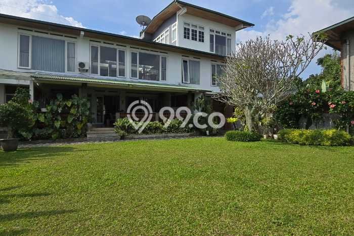 HOT LISTING! Rumah Siap Huni di , Bandung, Luas 1300m2m² LB 700m2m² HOT LISTING! Rumah Siap Huni di , Bandung, Luas 1300m2m² LB 700m2m²