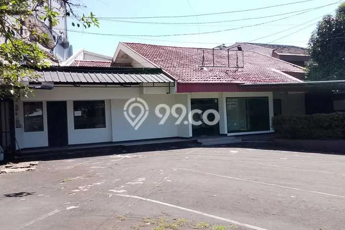 Unit Komersial Tersedia di Setiabudi Spesifikasi LB 350m2 Unit Komersial Tersedia di Setiabudi Spesifikasi LB 350m2