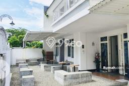 HARGA SPESIAL! Rumah Modern di , Bandung, Luas 375m2m² LB 325m2m² NEGO! HARGA SPESIAL! Rumah Modern di , Bandung, Luas 375m2m² LB 325m2m² NEGO!