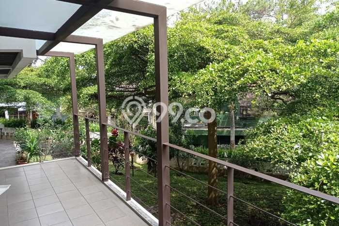 Rumah Berkualitas di Cidadap, Bandung, Luas 688m2m² LB 450m2m² - HARGA NEGO! Rumah Berkualitas di Cidadap, Bandung, Luas 688m2m² LB 450m2m² - HARGA NEGO!