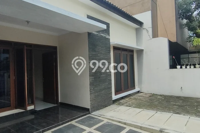 Rumah Bagus Siap Huni Di Batununggal Luas 160m2 Lokasi Strategis Rumah Bagus Siap Huni Di Batununggal Luas 160m2 Lokasi Strategis