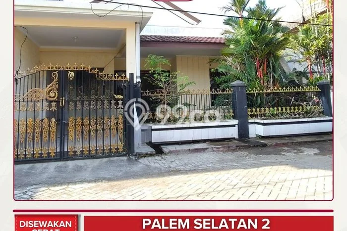 Rumah kawasan Sidoarjo, Dekat Pusat Kota, 7 KT, Luas 200m2m² Bangunan 360m2m² Rumah kawasan Sidoarjo, Dekat Pusat Kota, 7 KT, Luas 200m2m² Bangunan 360m2m²
