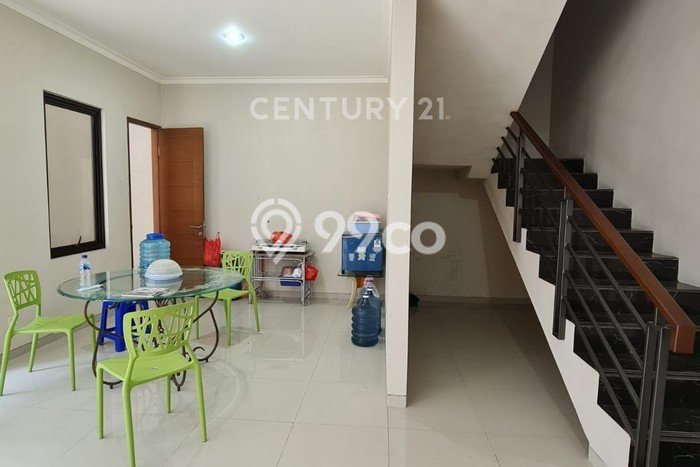 Rumah Elit Modern Siap Huni di Setra Duta Bandung Rumah Elit Modern Siap Huni di Setra Duta Bandung