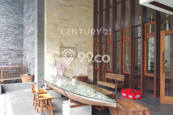 Ready to Use! Luxury House LT 1073m2 Desain Modern di Setra Duta Ready to Use! Luxury House LT 1073m2 Desain Modern di Setra Duta