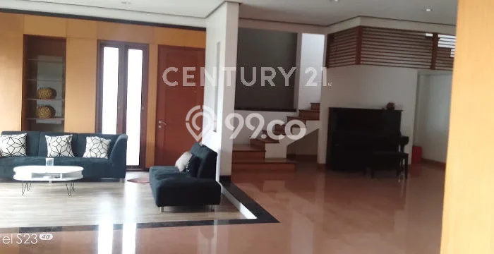 Sewa Rumah Murah di Setra Duta Bandung dengan 6 KT Sewa Rumah Murah di Setra Duta Bandung dengan 6 KT