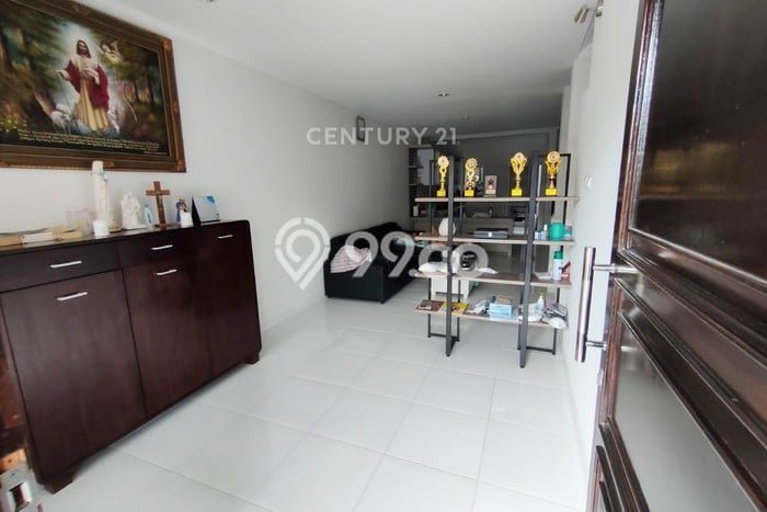 Rumah Minimalis 3 KT LT 120m2 di Setra Duta Rumah Minimalis 3 KT LT 120m2 di Setra Duta