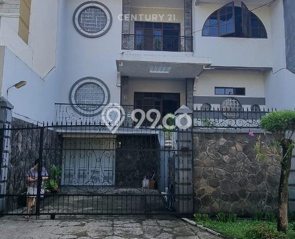 Rumah Luxury Modern Tanpa Renovasi di Setra Duta Bandung Rumah Luxury Modern Tanpa Renovasi di Setra Duta Bandung
