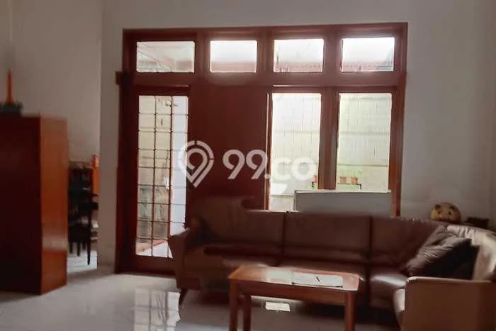 Hunian Mewah Dijual LT 240m2 di Batununggal, Bandung Hunian Mewah Dijual LT 240m2 di Batununggal, Bandung