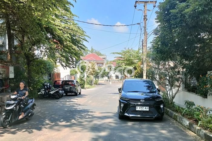Dijual Tanah Lokasi Geger Kalong, Bandung Seluas 1073m2 Dijual Tanah Lokasi Geger Kalong, Bandung Seluas 1073m2