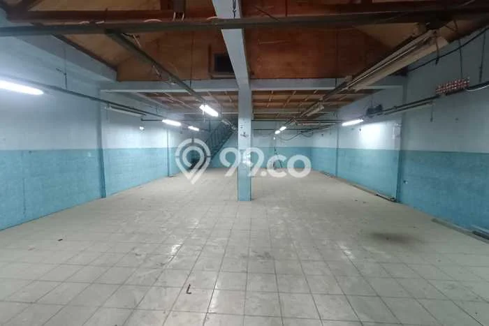 Gudang Paling Dicari LB 168m2 Dijual di Taman Kopo Indah Gudang Paling Dicari LB 168m2 Dijual di Taman Kopo Indah
