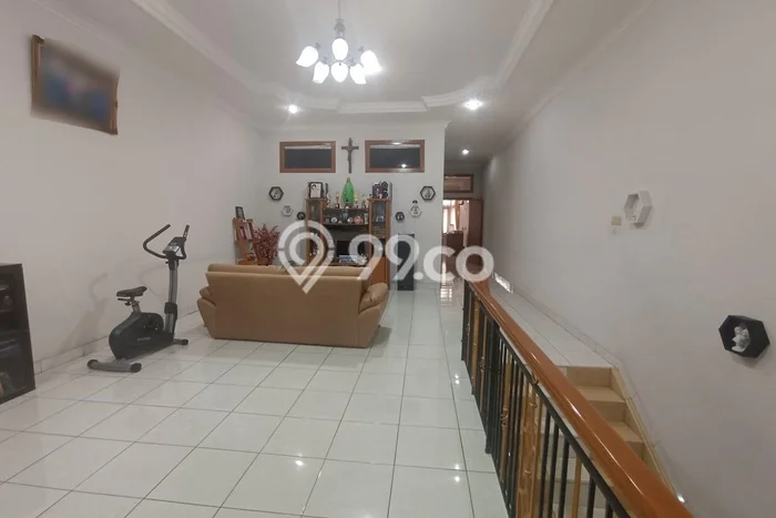 Ruko Disewa di Bandung dengan LB 200m2 Area Komersial Ramai Ruko Disewa di Bandung dengan LB 200m2 Area Komersial Ramai