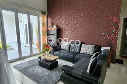 Ready to Use! Premium House LT 200m2 Desain Elegan di Kota Baru Parahyangan Ready to Use! Premium House LT 200m2 Desain Elegan di Kota Baru Parahyangan