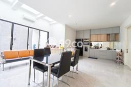 Rumah Luxury Modern Siap Huni di Alam Sutera Tangerang Rumah Luxury Modern Siap Huni di Alam Sutera Tangerang
