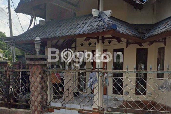 Rumah Mewah LB 250m2 Siap Pakai Desain Elegan di Kerobokan, Badung Rumah Mewah LB 250m2 Siap Pakai Desain Elegan di Kerobokan, Badung