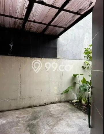 Disewakan! Rumah 2 Kamar Tidur &
1 Kamar Mandi di Surabaya Kota, Surabaya Disewakan! Rumah 2 Kamar Tidur &
1 Kamar Mandi di Surabaya Kota, Surabaya