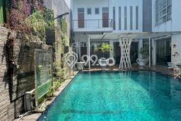 Ready to Use! Premium House LT 770m2 Desain Elegan di Bintaro Ready to Use! Premium House LT 770m2 Desain Elegan di Bintaro