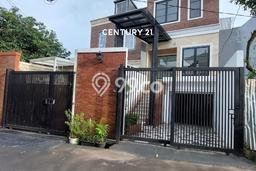 Jual Rumah Mewah Elegan Dengan View Cantik di Bintaro, Jakarta Selatan Jual Rumah Mewah Elegan Dengan View Cantik di Bintaro, Jakarta Selatan