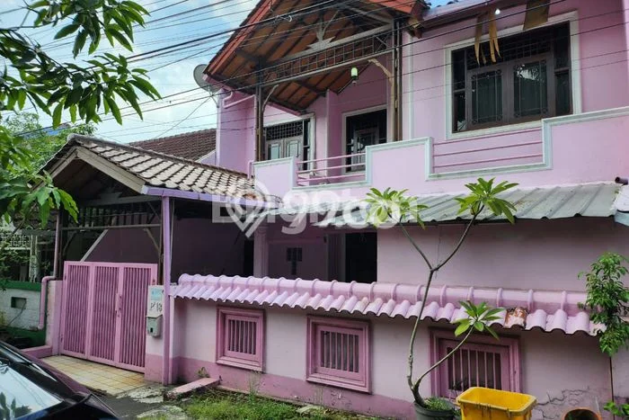 Hunian Mewah Siap Huni LT 160m2 di Cipayung, Jakarta Timur Hunian Mewah Siap Huni LT 160m2 di Cipayung, Jakarta Timur