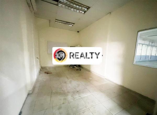 LOKASI BISNIS! Gudang Disewakan di Batam Centre, Luas 930m², Area Strategis, Siap Usaha LOKASI BISNIS! Gudang Disewakan di Batam Centre, Luas 930m², Area Strategis, Siap Usaha