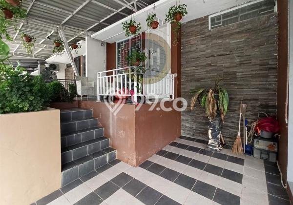 Jual Rumah Strategis Bagus Punya 6 KT di Batam Kota Batam - Jual Rumah Strategis Bagus Punya 6 KT di Batam Kota Batam -