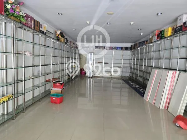 FOR RENT! Ruko di Nagoya Cocok untuk Bisnis 225m2 FOR RENT! Ruko di Nagoya Cocok untuk Bisnis 225m2