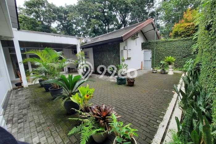 Kantor Kawasan Coblong, Luas 680m², Lokasi Berkembang, Mainroad Kantor Kawasan Coblong, Luas 680m², Lokasi Berkembang, Mainroad