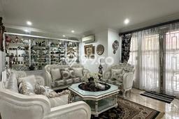 For Sale! Luxury House LT 318m2 Desain Elegan di Pejaten For Sale! Luxury House LT 318m2 Desain Elegan di Pejaten