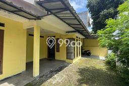 Disewakan Rumah Harga Terjangkau di Bintaro Tangerang Selatan dengan 3 Kamar Tidur Disewakan Rumah Harga Terjangkau di Bintaro Tangerang Selatan dengan 3 Kamar Tidur