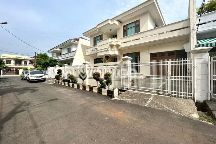 For Sale! Luxury House LT 360m2 Desain Elegan di Sunter For Sale! Luxury House LT 360m2 Desain Elegan di Sunter