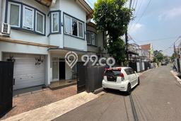 Dijual Rumah Mewah Exclusive di Tebet, Jakarta Selatan Dijual Rumah Mewah Exclusive di Tebet, Jakarta Selatan