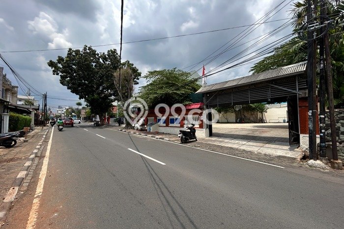 Tanah Komersial di Tebet, Luas 189m², Akses Mudah Tanah Komersial di Tebet, Luas 189m², Akses Mudah