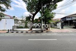 Hunian Eksklusif Siap Huni LT 528m2 di Tebet, Jakarta Selatan Hunian Eksklusif Siap Huni LT 528m2 di Tebet, Jakarta Selatan