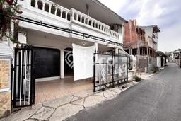 Siap Huni Rumah Mewah 4 Kamar di Tebet Dekat ke Mana Saja Siap Huni Rumah Mewah 4 Kamar di Tebet Dekat ke Mana Saja