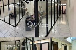 Ruko Dijual di Jakarta Barat LT 98m2 & LB 294m2 Lokasi Terbaik! Ruko Dijual di Jakarta Barat LT 98m2 & LB 294m2 Lokasi Terbaik!