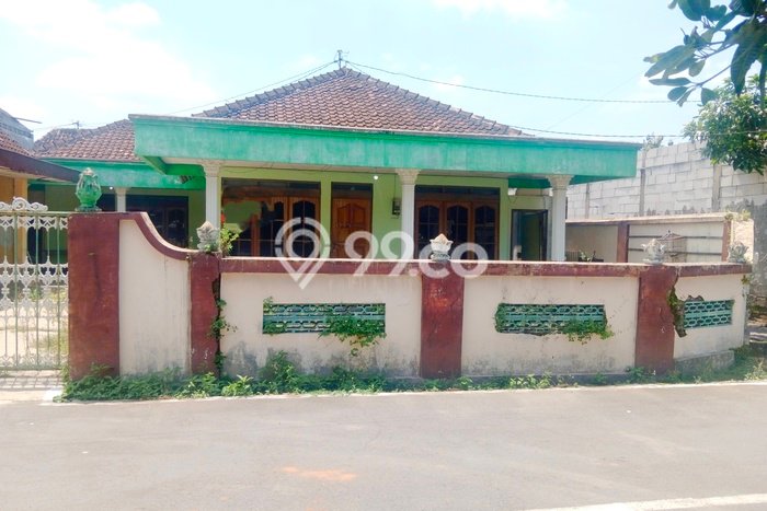 Tanah Kavling di Colomadu Dijual dengan Luas 300m2 Tanah Kavling di Colomadu Dijual dengan Luas 300m2