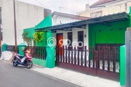 Rumah Strategis Modern Lb 150m2 di Banjarsari, Surakarta Rumah Strategis Modern Lb 150m2 di Banjarsari, Surakarta