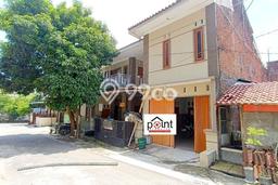 Rumah Strategis Minimalis Lb 300m2 di Jebres, Surakarta Rumah Strategis Minimalis Lb 300m2 di Jebres, Surakarta