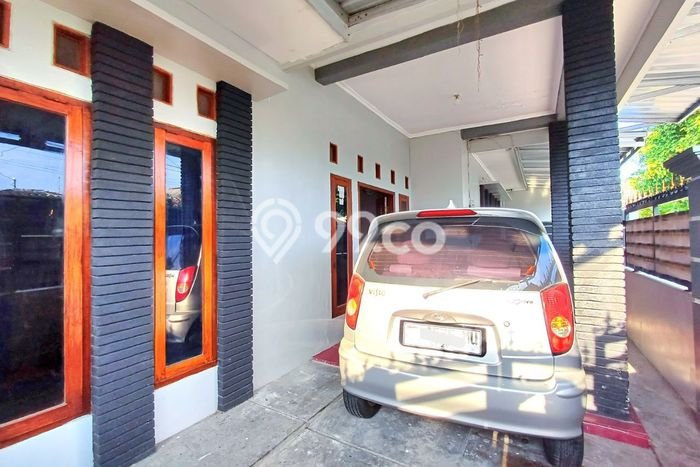 Jual Rumah Minimalis Bagus Punya 3 KT di Banjarsari Surakarta SHM Jual Rumah Minimalis Bagus Punya 3 KT di Banjarsari Surakarta SHM