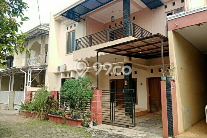 For Sale Rumah 3 Kamar Lokasi Ideal Bagus dan Strategis di Banjarsari For Sale Rumah 3 Kamar Lokasi Ideal Bagus dan Strategis di Banjarsari