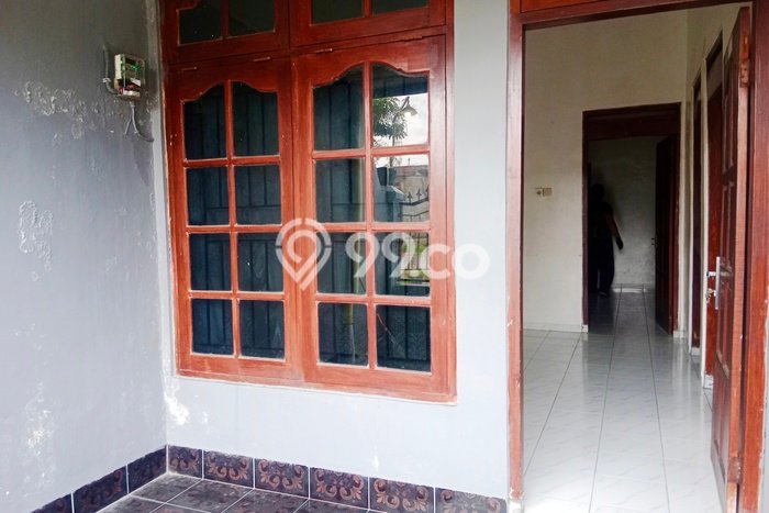 Lokasi terbaik! Rumah siap pakai dikontrakkan di Laweyan LB 90m2 Lokasi terbaik! Rumah siap pakai dikontrakkan di Laweyan LB 90m2